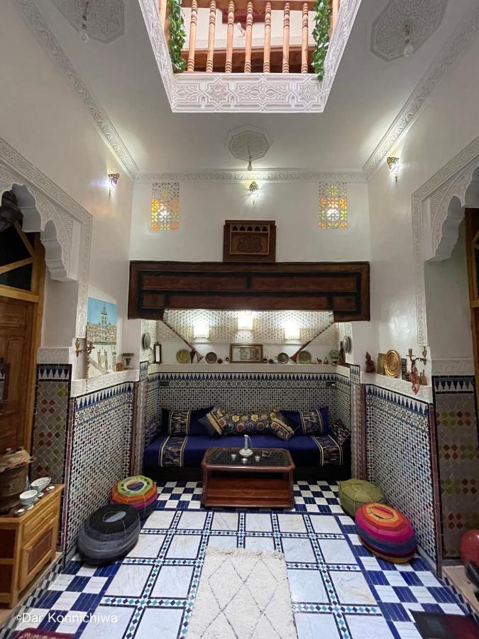 Riad Dar Konnichiwa Fez Bagian luar foto