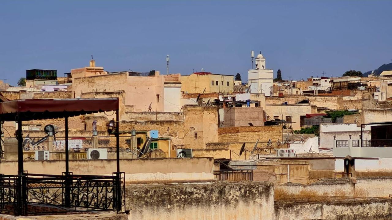 Riad Dar Konnichiwa Fez Bagian luar foto